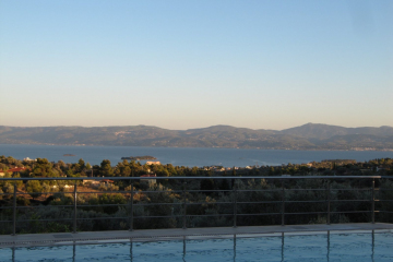 view-3